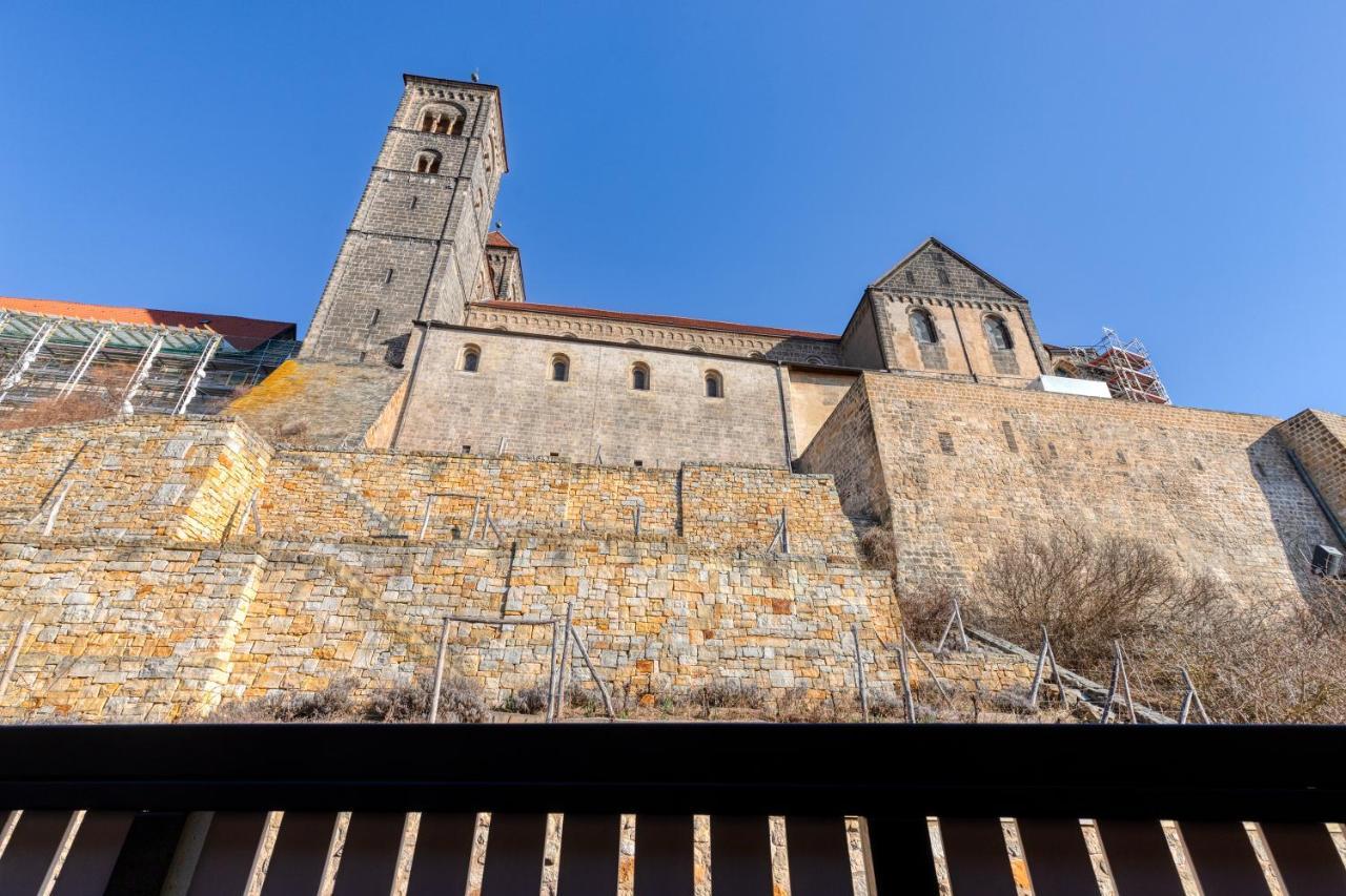 Fachwerkhaus Auf Dem Schlossberg クヴェードリンブルク エクステリア 写真